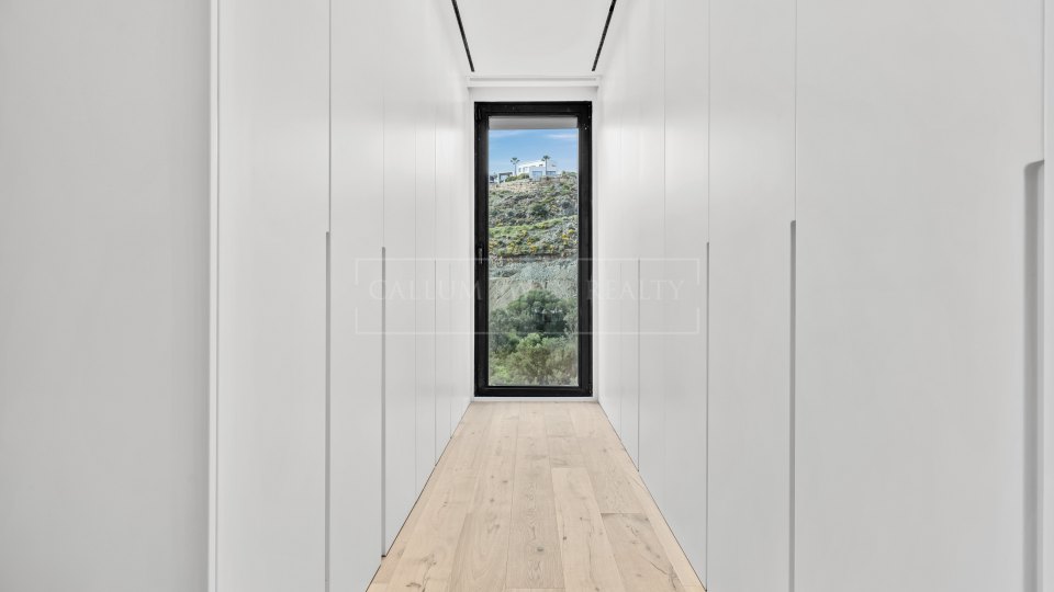 Benahavis, Brand New Villa in La Alqueria, Benahavis