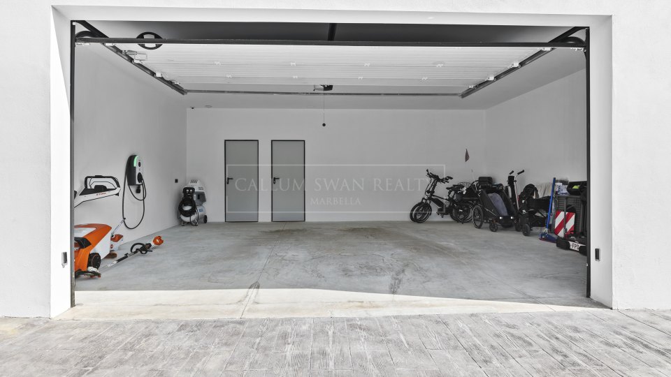 Benahavis, Brand New Villa in La Alqueria, Benahavis