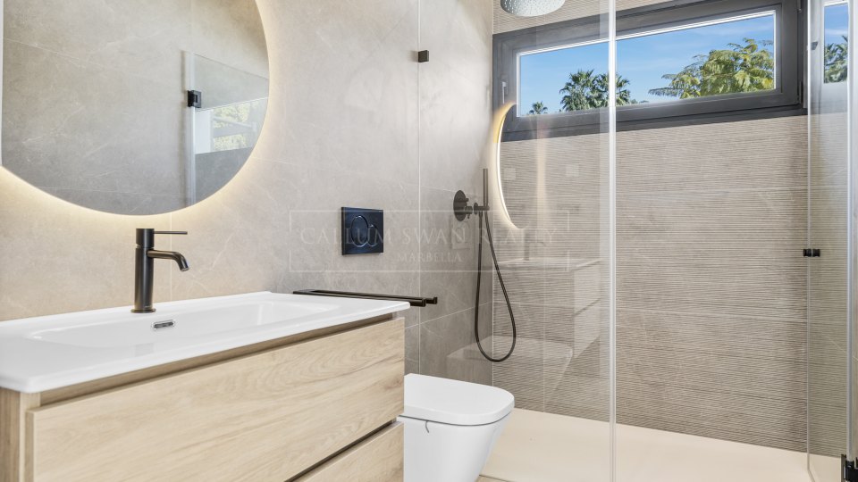 Benahavis, Brand New Villa in La Alqueria, Benahavis