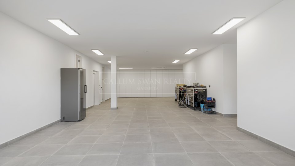 Benahavis, Brand New Villa in La Alqueria, Benahavis