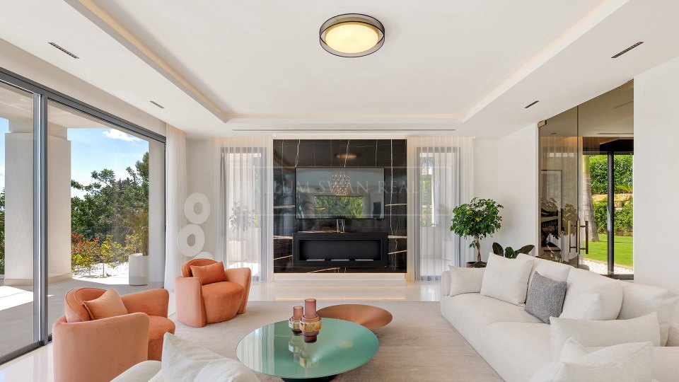 Marbella Golden Mile, New Contemporary Residence in Sierra Blanca