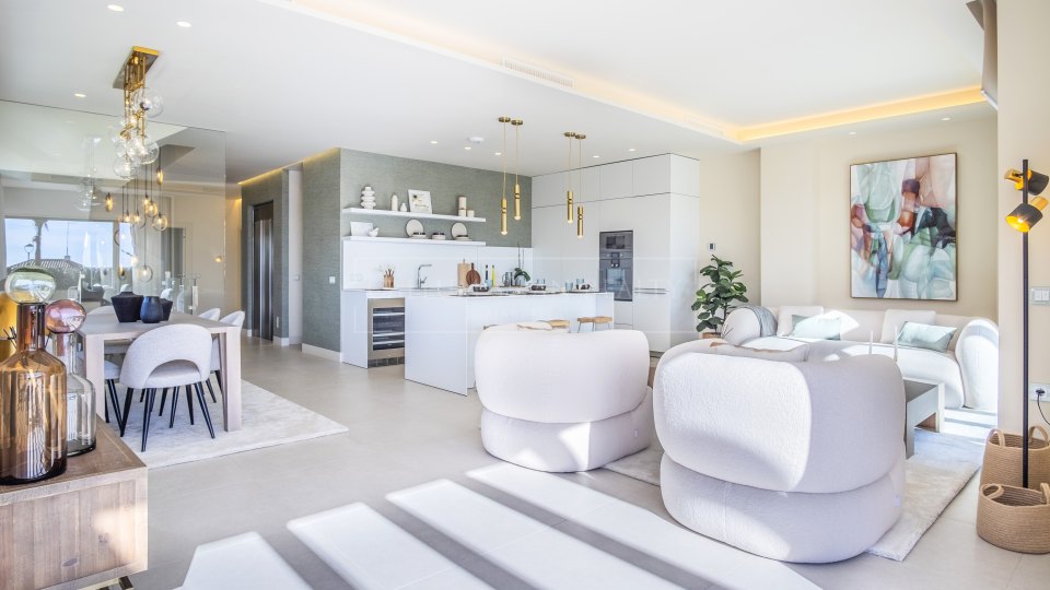 Estepona, Villa en venta frente al mar en Estepona - Nueva Milla de Oro
