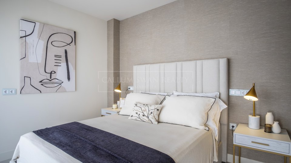 Estepona, Villa en venta frente al mar en Estepona - Nueva Milla de Oro