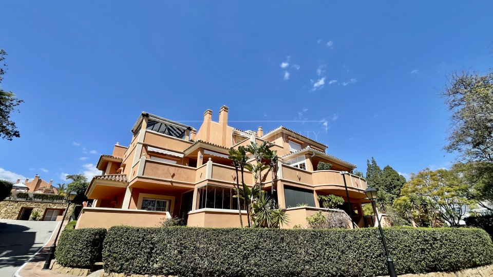 Nueva Andalucia, Ático Dúplex en Venta en Andalucía Alta - Vistas al Mar y a la Montaña en Nueva Andalucía