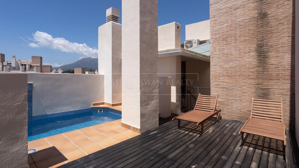 Estepona, Penthouse duplex en bord de mer sur la Nouvelle Mille d'Or