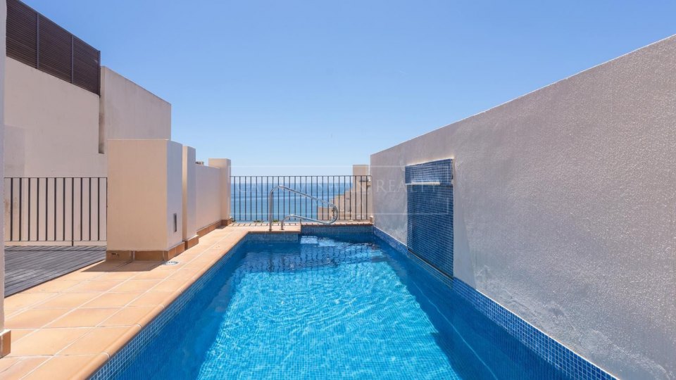 Estepona, Penthouse duplex en bord de mer sur la Nouvelle Mille d'Or