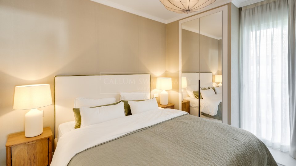 Marbella Golden Mile, Charmant duplex penthouse à vendre sur la Mille d’Or