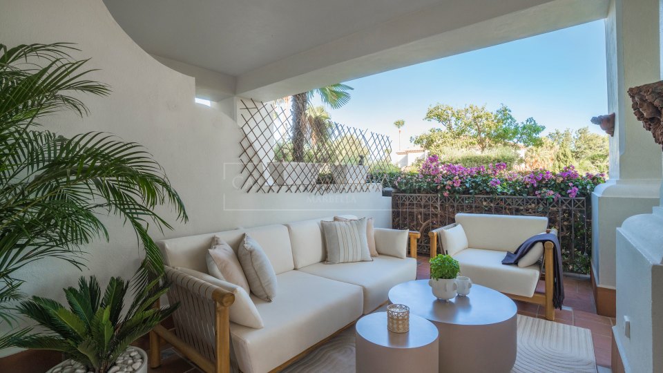 Marbella Golden Mile, Precioso apartamento en planta baja en Altos Reales