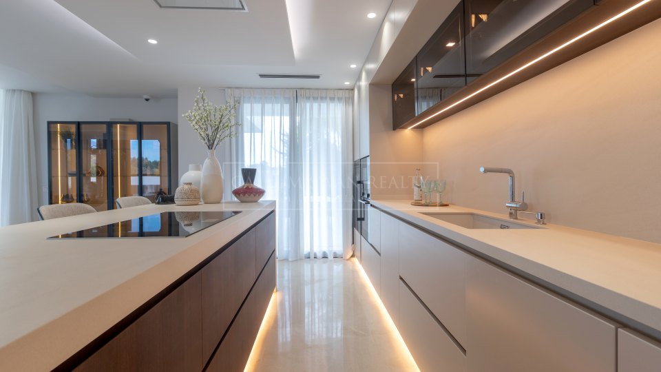Marbella Golden Mile, Maison de luxe contemporaine à vendre à Lomas del Virrey, Golden Mile