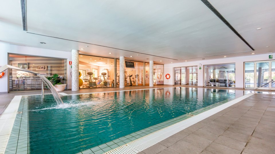 Marbella Golden Mile, Precioso apartamento en la comunidad cerrada Mansion Club