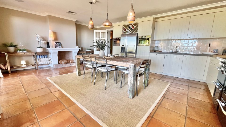Marbella Golden Mile, Luxury Villa in Cascada de Camojan, Marbella Golden Mile