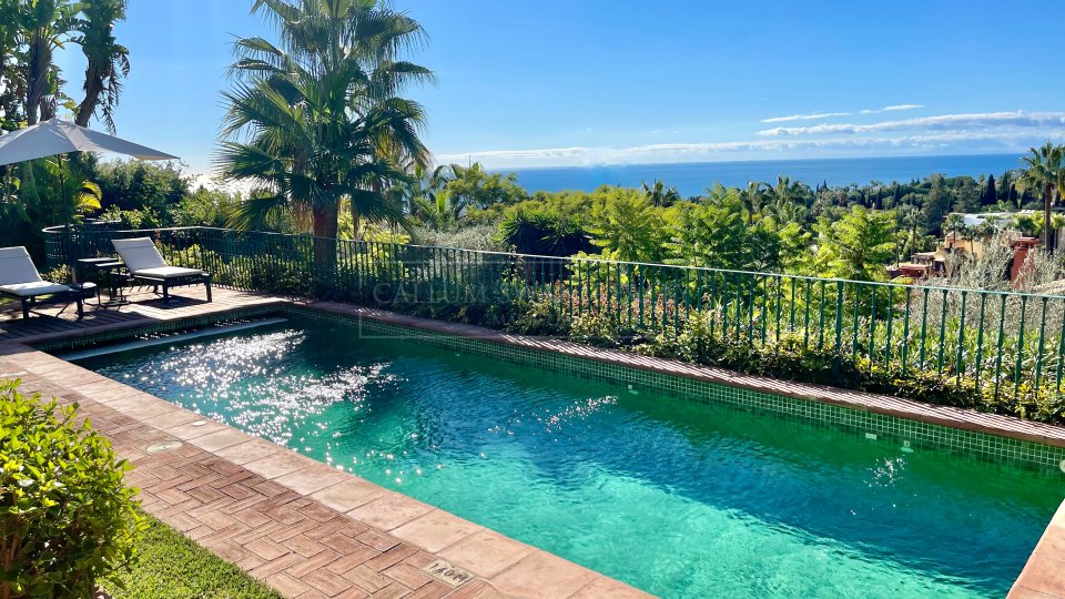 Marbella Golden Mile, Luxury Villa in Cascada de Camojan, Marbella Golden Mile