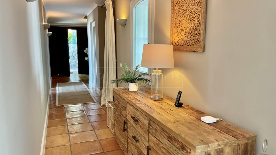 Marbella Golden Mile, Luxury Villa in Cascada de Camojan, Marbella Golden Mile