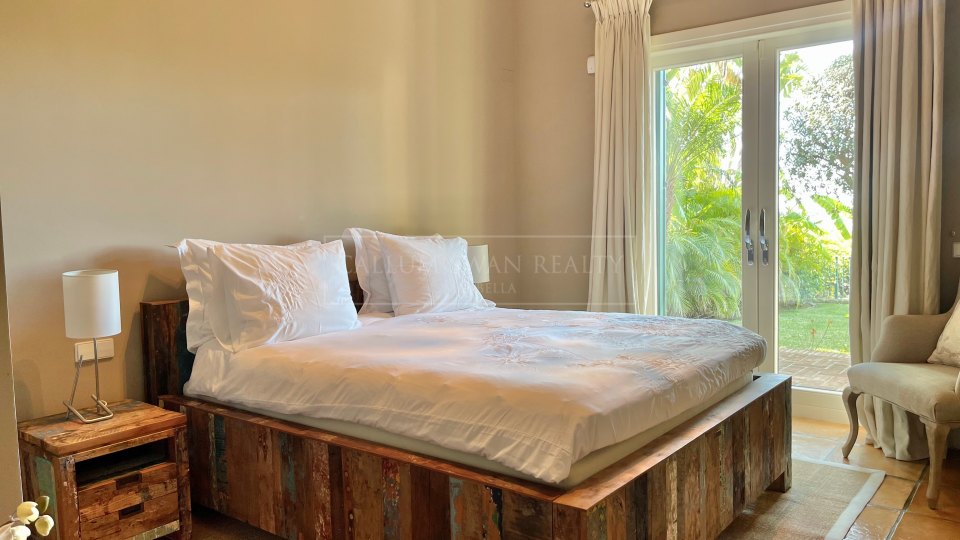 Marbella Golden Mile, Luxury Villa in Cascada de Camojan, Marbella Golden Mile