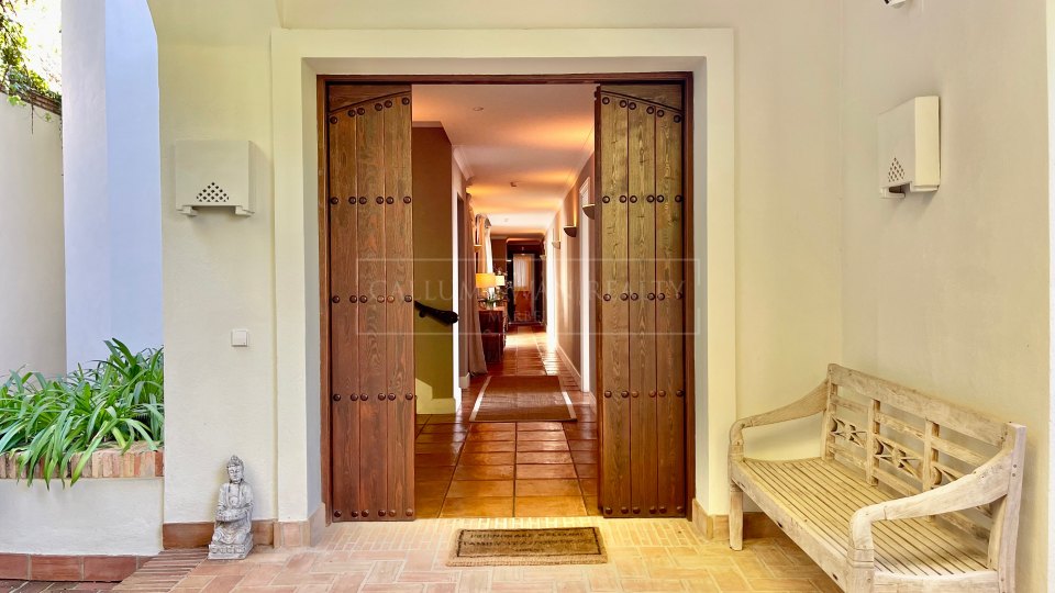 Marbella Golden Mile, Luxury Villa in Cascada de Camojan, Marbella Golden Mile