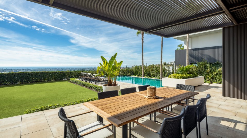 Benahavis, Villa con impresionantes vistas al mar en urbanización cerrada en La Quinta