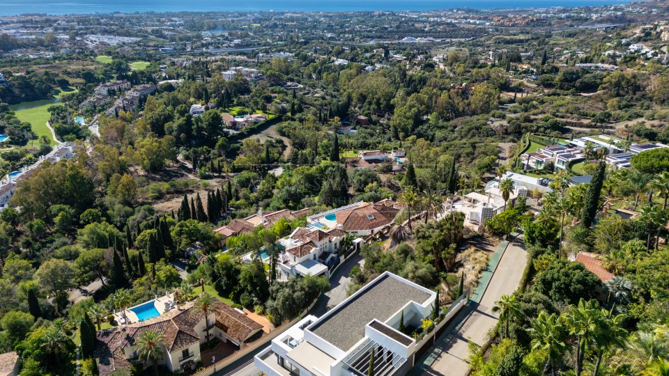Benahavis, Villa en venta en La Quinta con vistas panorámicas al mar