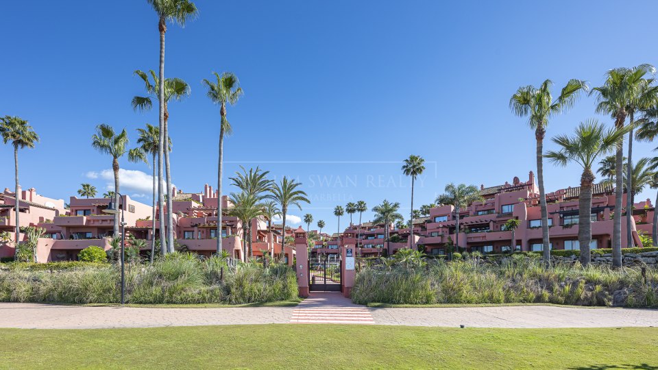 Estepona, Penthouse spacieux en bord de mer à Cabo Bermejo, Estepona
