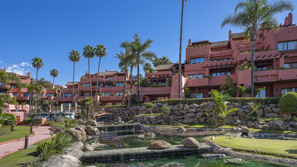 Estepona, Penthouse spacieux en bord de mer à Cabo Bermejo, Estepona