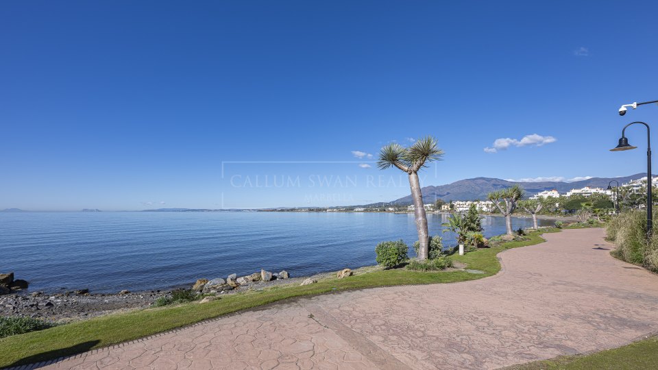 Estepona, Penthouse spacieux en bord de mer à Cabo Bermejo, Estepona