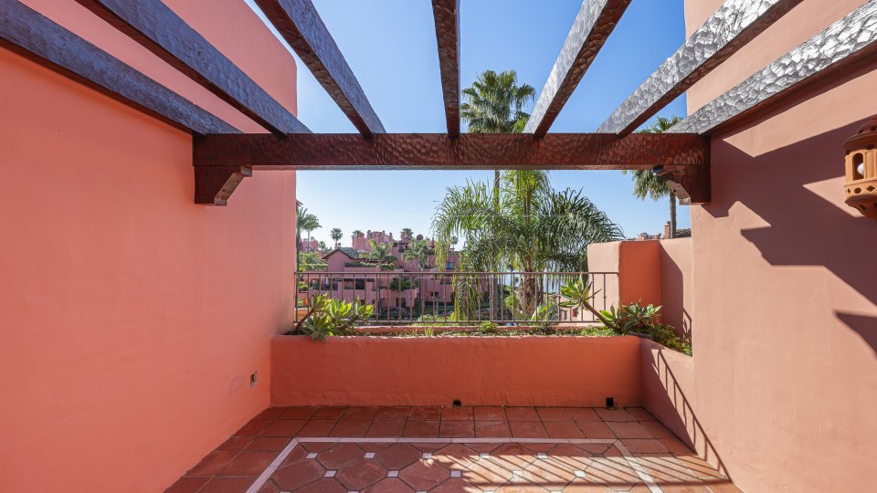 Estepona, Penthouse spacieux en bord de mer à Cabo Bermejo, Estepona