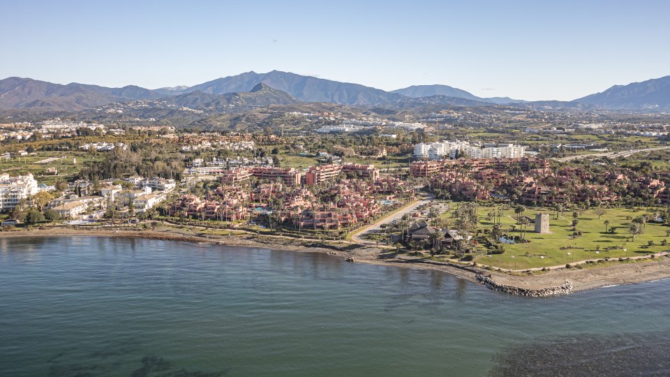 Estepona, Penthouse spacieux en bord de mer à Cabo Bermejo, Estepona