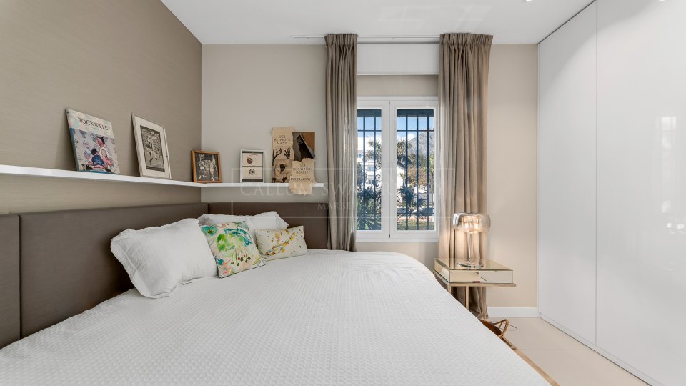 Marbella Golden Mile, Elegante ático de lujo en Puente Romano, Milla de Oro