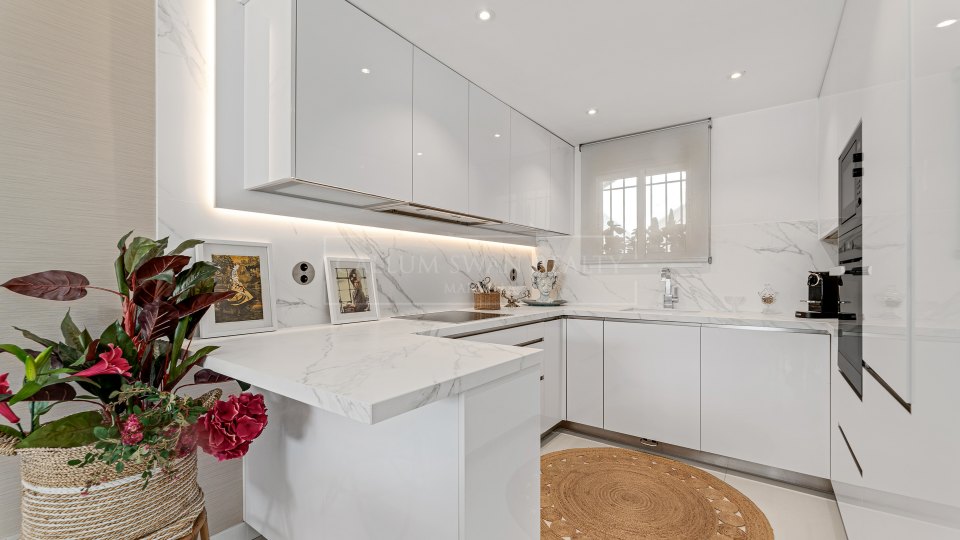 Marbella Golden Mile, Elegante ático de lujo en Puente Romano, Milla de Oro