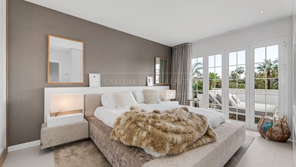 Marbella Golden Mile, Elegante ático de lujo en Puente Romano, Milla de Oro