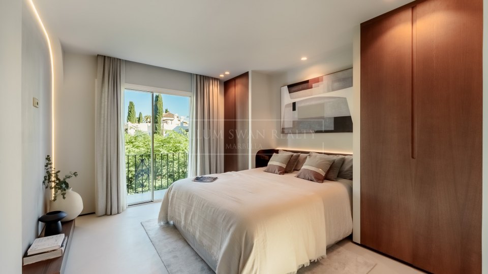 Estepona, Splendide penthouse en front de mer sur la New Golden Mile avec une jolie vue sur la mer