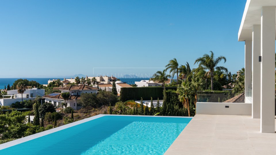 Benahavis, Impressive Mansion with Panoramic Sea Views in Los Flamingos, Benahavís