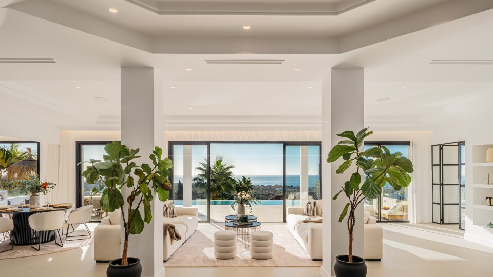 Benahavis, Impressive Mansion with Panoramic Sea Views in Los Flamingos, Benahavís