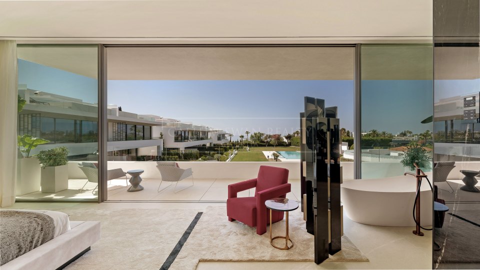 Marbella Golden Mile, Casa pareada a estrenar en una nueva comunidad de la Milla de Oro
