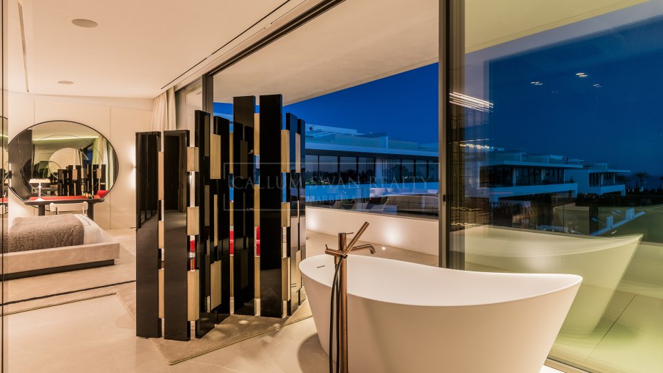 Marbella Golden Mile, Casa pareada a estrenar en una nueva comunidad de la Milla de Oro