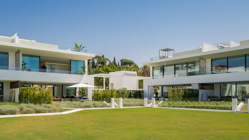 Marbella Golden Mile, Casa pareada a estrenar en una nueva comunidad de la Milla de Oro