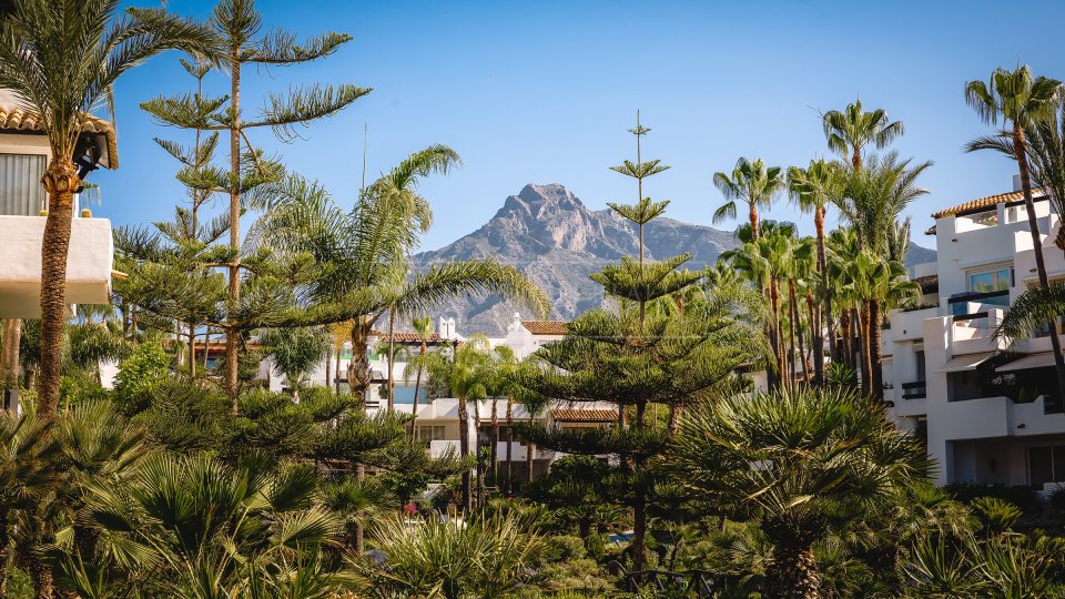 Marbella Golden Mile, Marina Puente Romano, appartement contemporain à vendre
