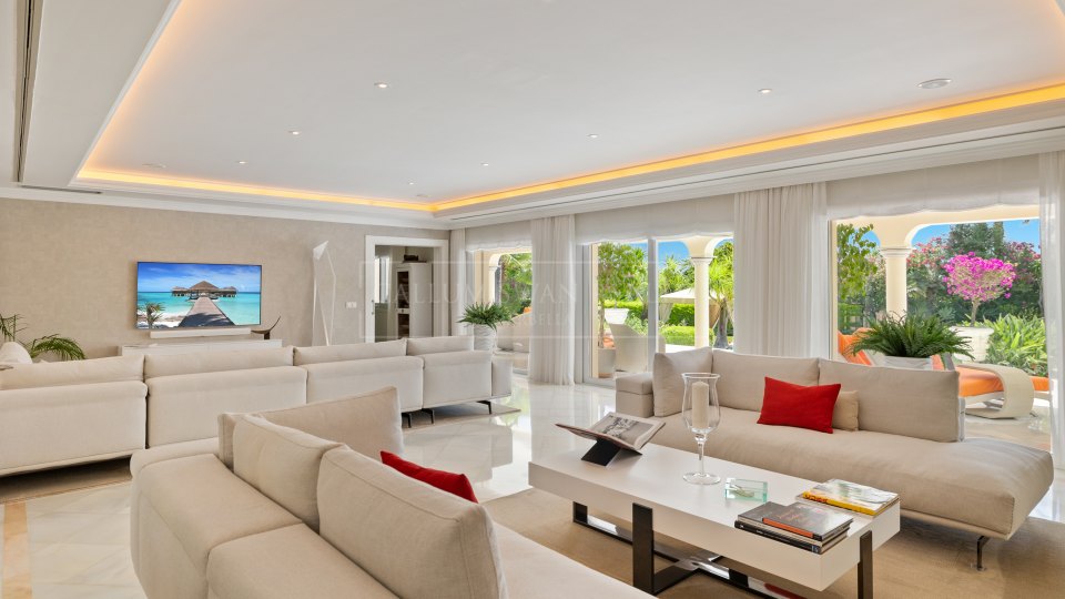 Nueva Andalucia, La Cerquilla - villa en venta con amplia parcela