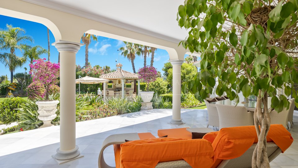 Nueva Andalucia, La Cerquilla - villa en venta con amplia parcela
