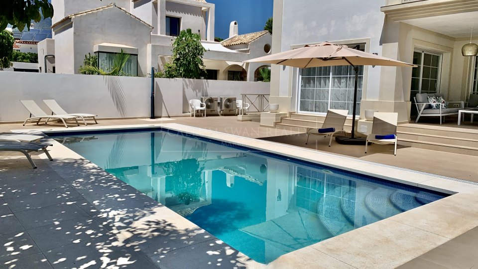 Marbella Golden Mile, Bonita villa familiar a tan solo un breve paseo de la playa en la Milla de Oro