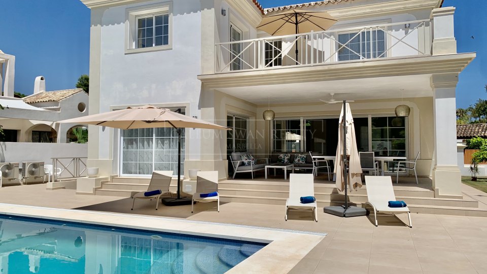 Marbella Golden Mile, Bonita villa familiar a tan solo un breve paseo de la playa en la Milla de Oro