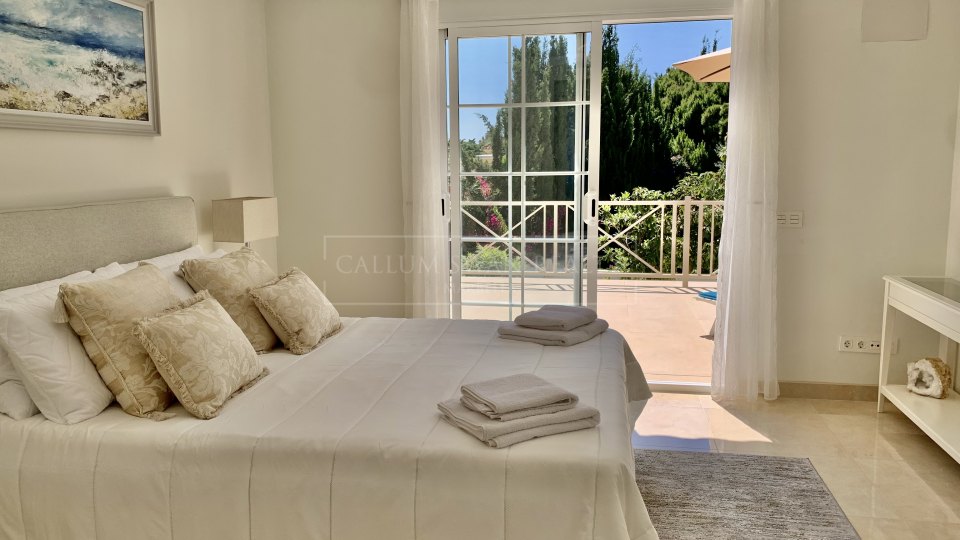 Marbella Golden Mile, Bonita villa familiar a tan solo un breve paseo de la playa en la Milla de Oro