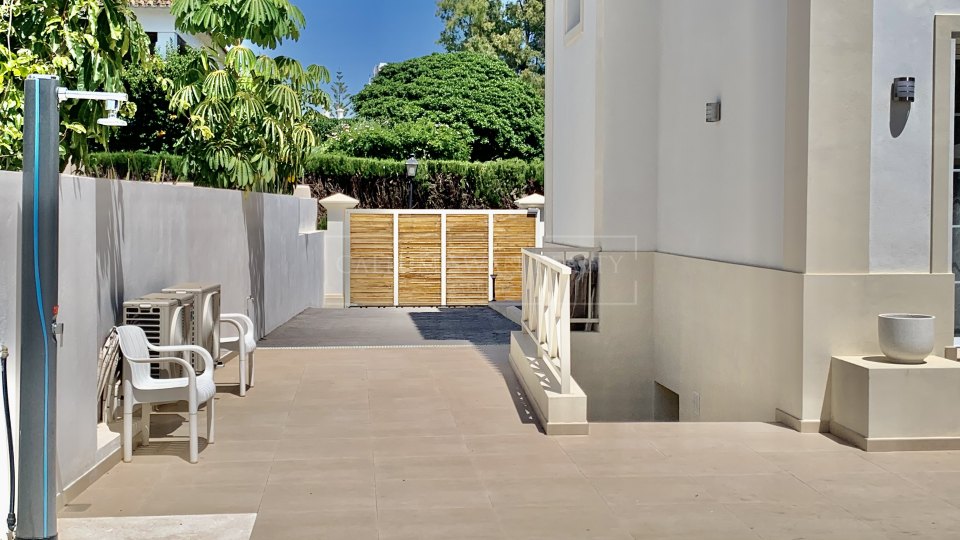 Marbella Golden Mile, Bonita villa familiar a tan solo un breve paseo de la playa en la Milla de Oro
