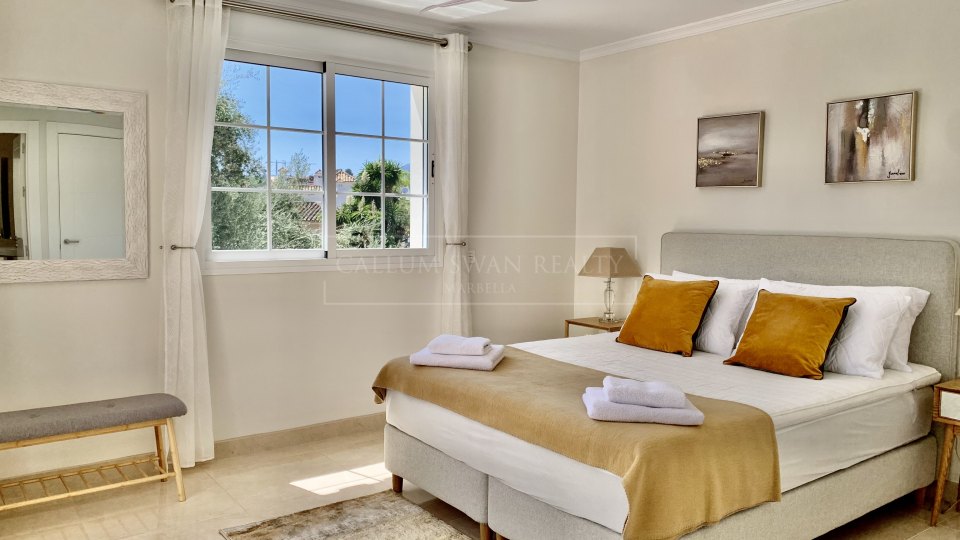 Marbella Golden Mile, Bonita villa familiar a tan solo un breve paseo de la playa en la Milla de Oro