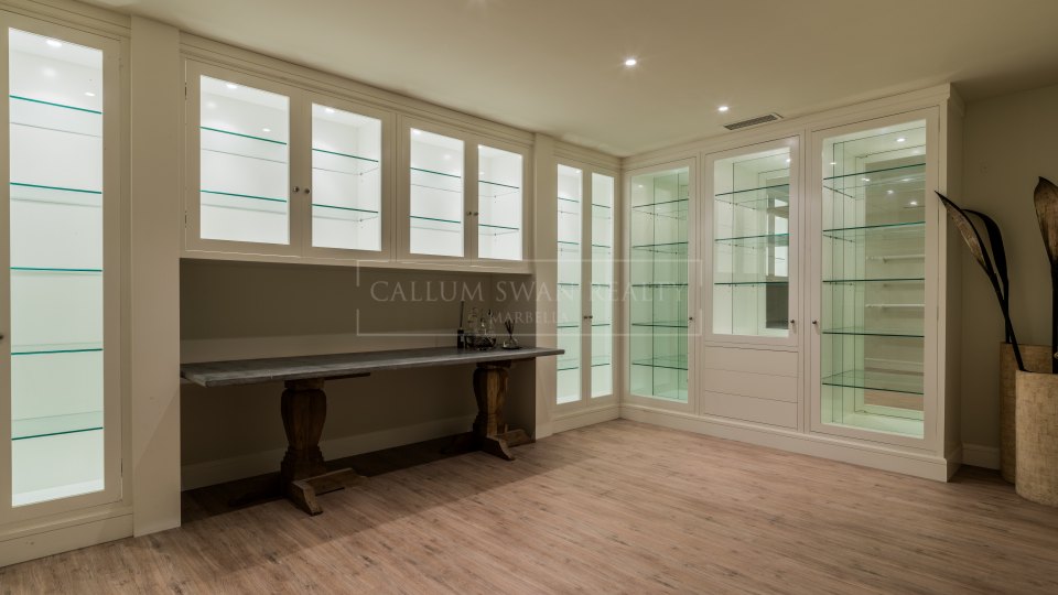 Marbella Golden Mile, Manoir exquis avec vue imprenable à Sierra Blanca, Marbella
