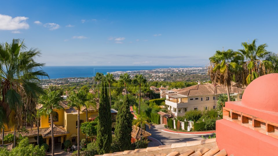 Marbella Golden Mile, Manoir exquis avec vue imprenable à Sierra Blanca, Marbella