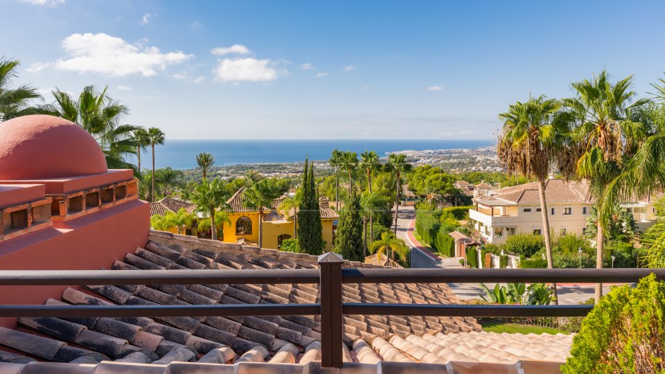 Marbella Golden Mile, Manoir exquis avec vue imprenable à Sierra Blanca, Marbella