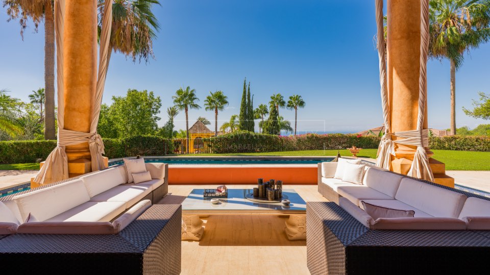 Marbella Golden Mile, Manoir exquis avec vue imprenable à Sierra Blanca, Marbella