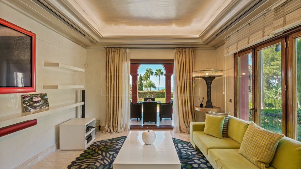 Marbella Golden Mile, Manoir exquis avec vue imprenable à Sierra Blanca, Marbella