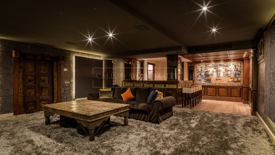 Marbella Golden Mile, Manoir exquis avec vue imprenable à Sierra Blanca, Marbella