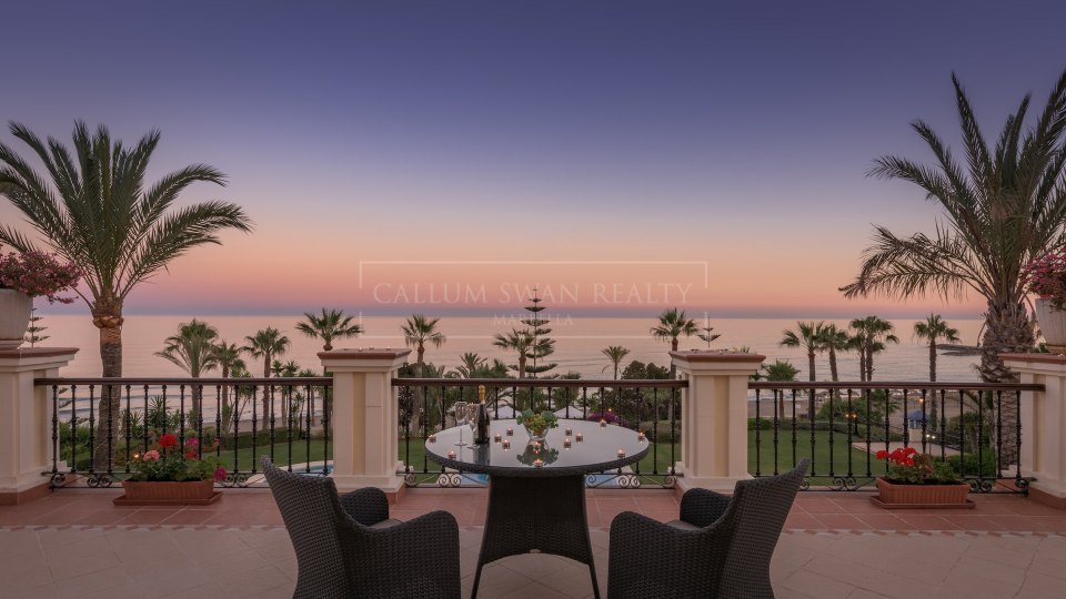 Marbella Golden Mile, Impresionante propiedad, primera línea de playa en Marbella Club
